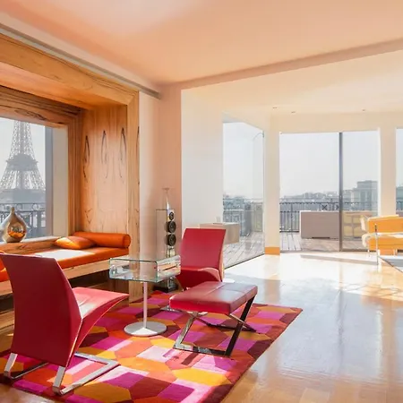 Luxury With Eiffel Tower View And Sauna شقة باريس